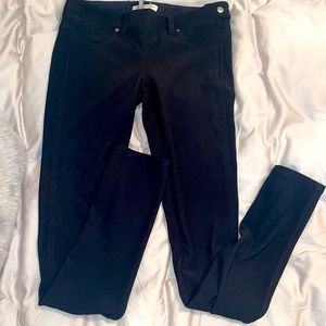 BCBG skinny pants/ jeans